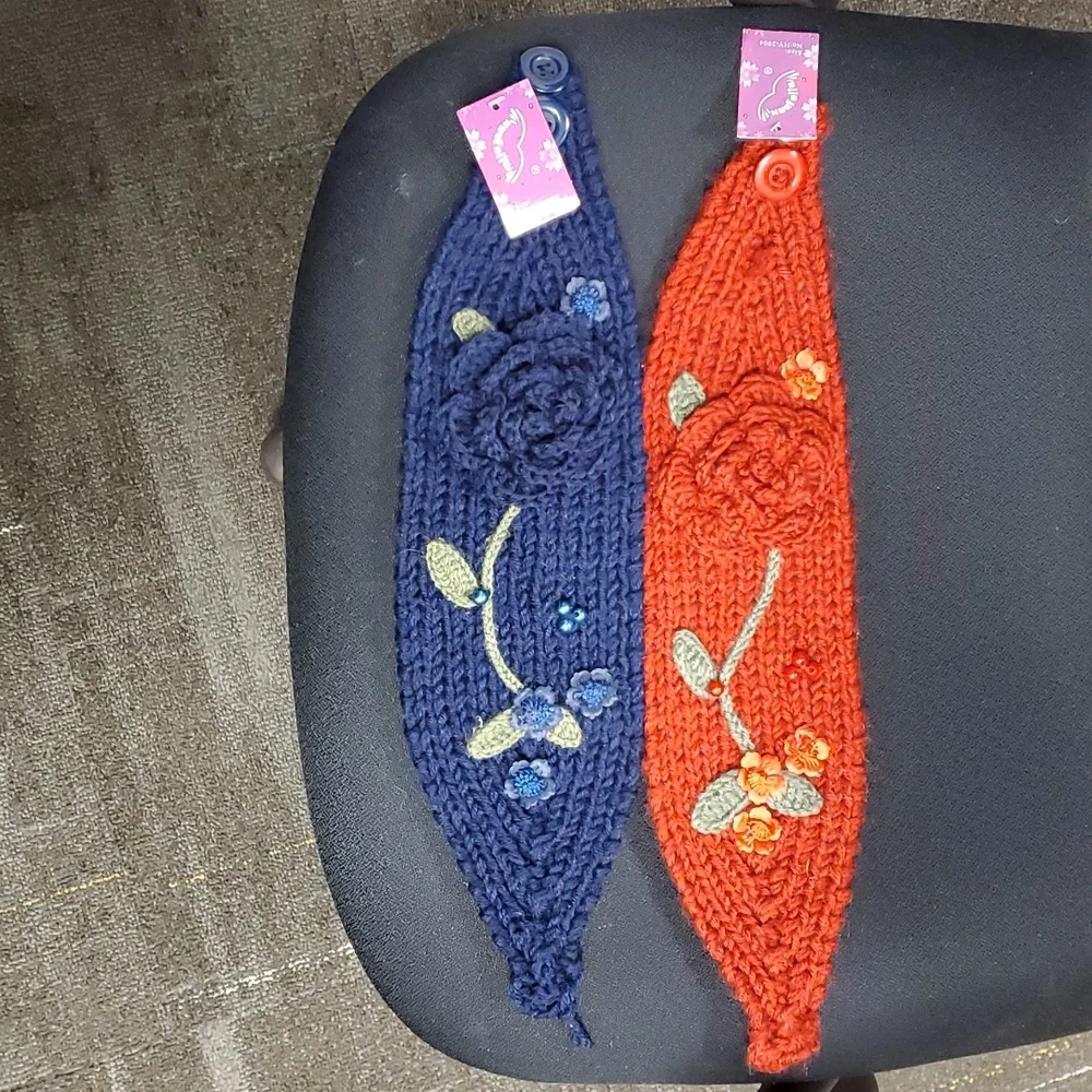 Set of 2‎ earwarmers
